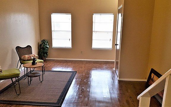 2nd image of 1507 Evergreen Ave