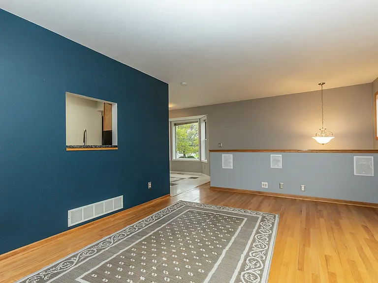 Main level Living room