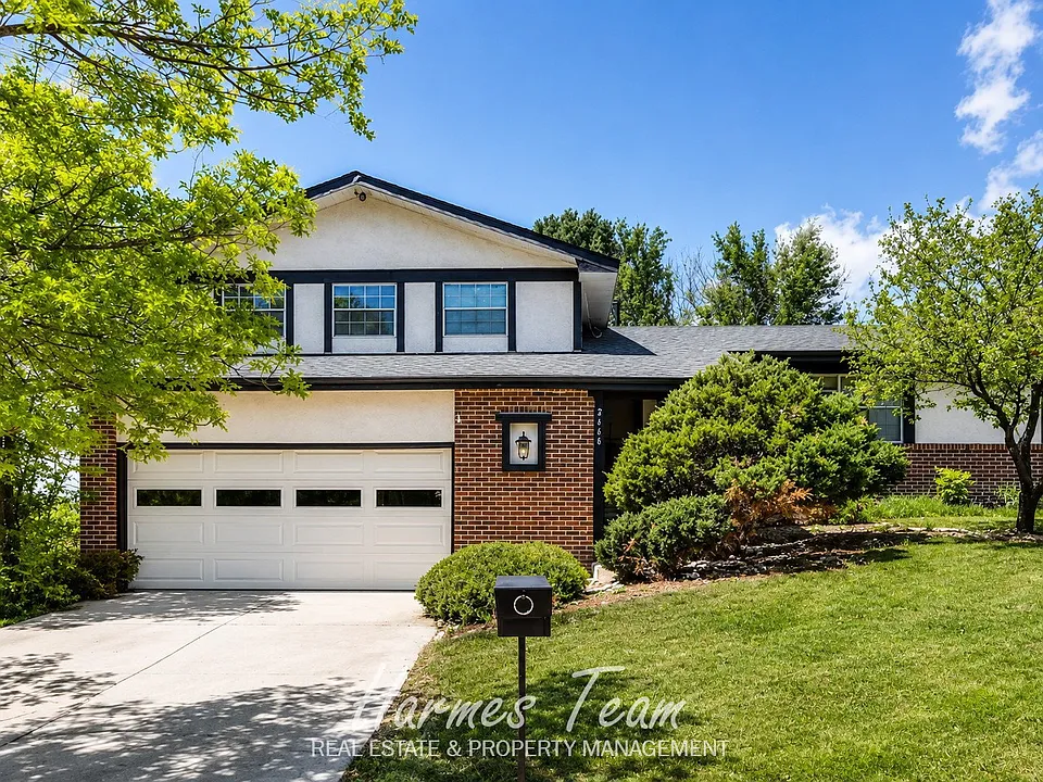 2660 Villa Loma Dr