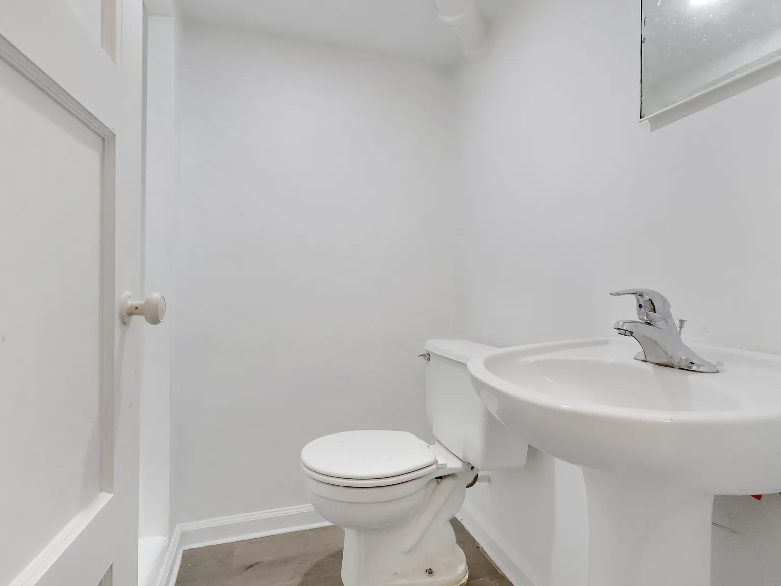 2 bed, 900 sqft, $1,000 — Photo 2