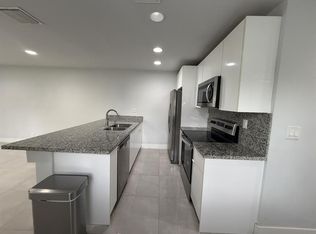 5749 Garfield St, Hollywood, FL 33021