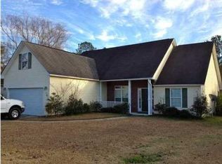 104 Grantham Ct, Summerville, SC 29485