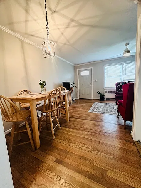 2 bed, 700 sqft, $1,300 — Photo 3