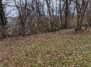 Bellfield Ave, Akron, OH 44312