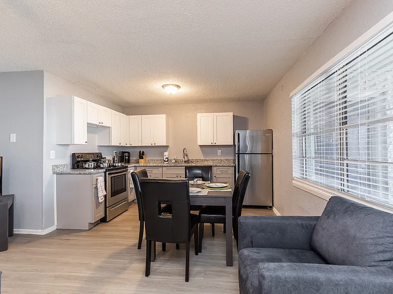 The Five Points at Texas Apartments — Photo 19