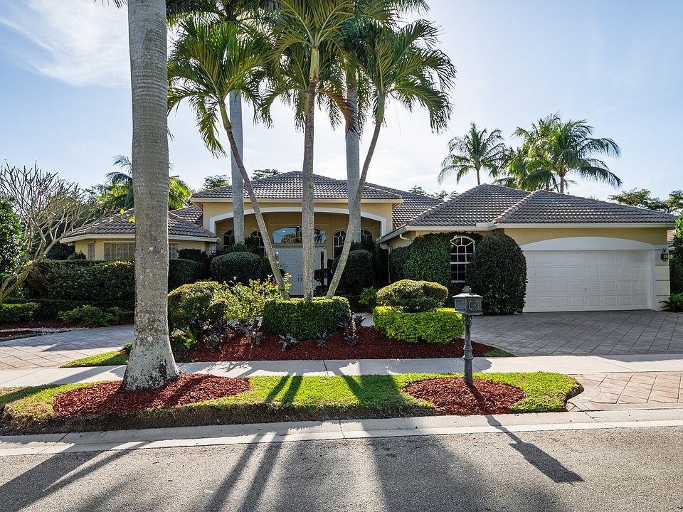 1st image of 2565 Montclaire Cir