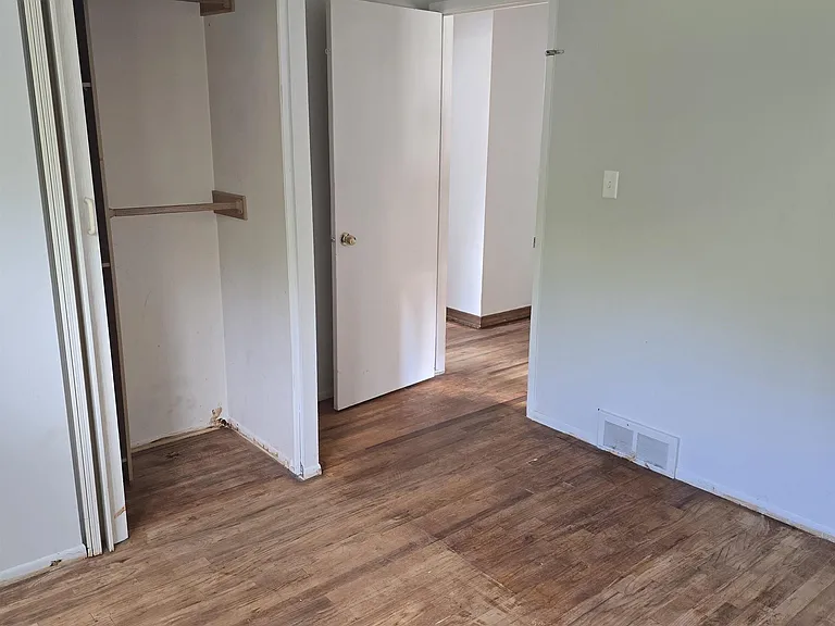 20473 Vermander Ave — Photo 10