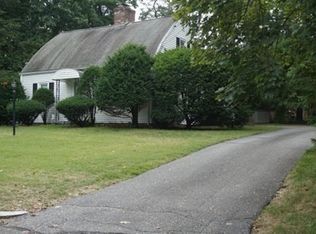 15 Buick St, Springfield, MA 01118