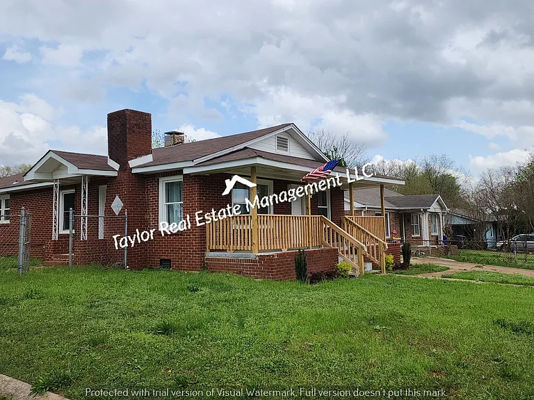 201 Spurr St — Photo 2