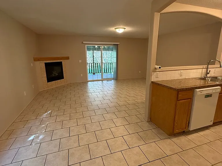 59113 Oak Glen Dr — Photo 1