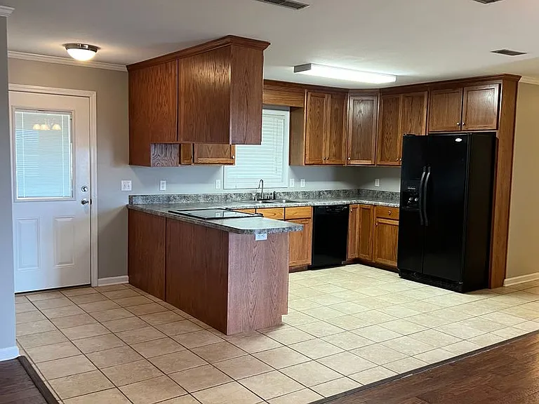 1521 County Road 533 — Photo 3