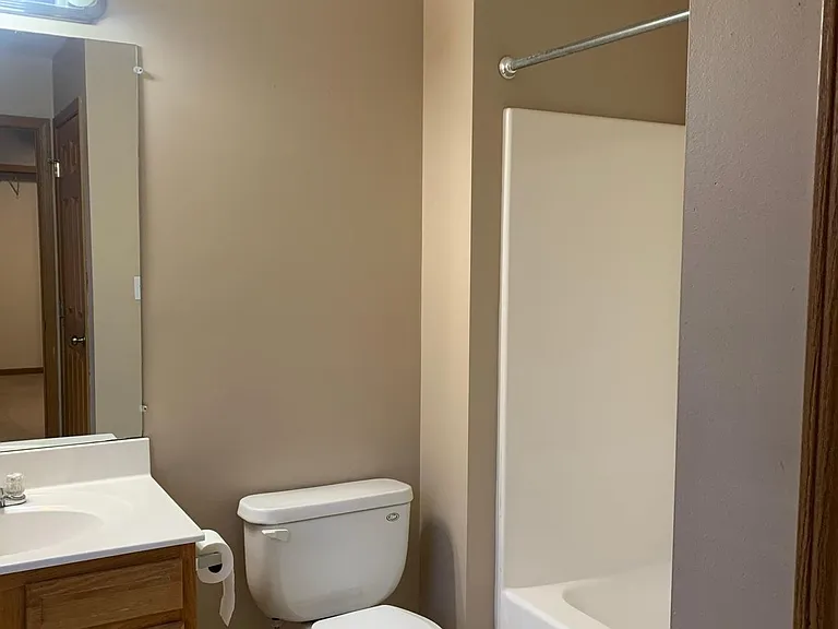 822 Tremont St — Photo 13