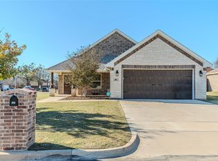101 Elk Cv, Stephenville, TX 76401