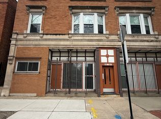 839 S Carpenter St #3B, Chicago, IL 60607