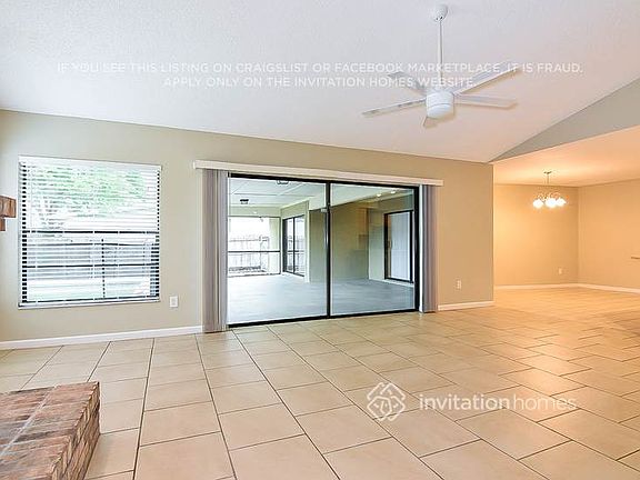 3rd image of 1406 Clarion Dr