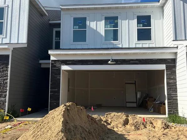 17981 Genoa Dr, Lakeville, MN 55044