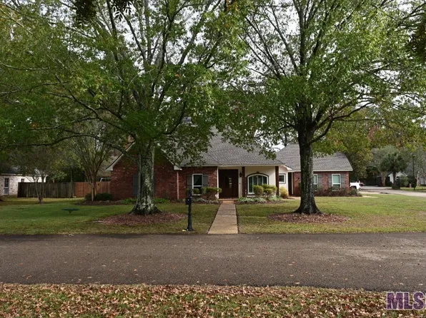 7595 Pecan Grove Dr, Denham Springs, LA 70726
