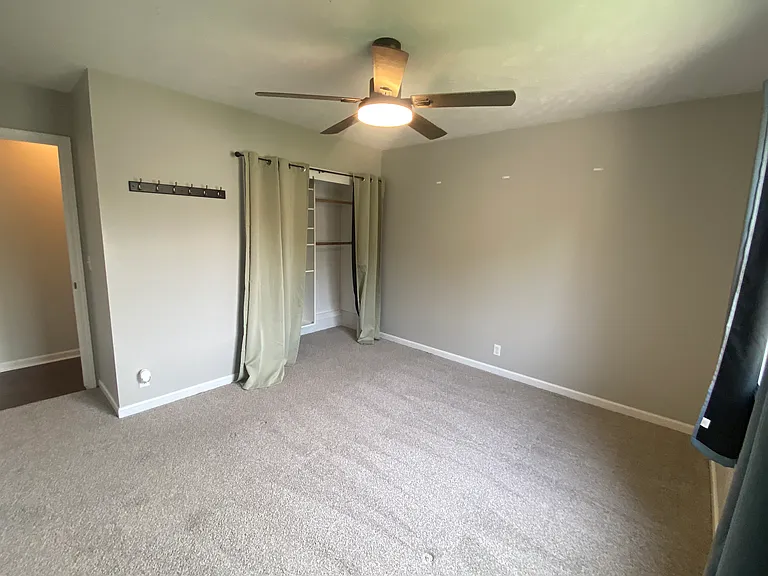 3515 Comstock Ave — Photo 17