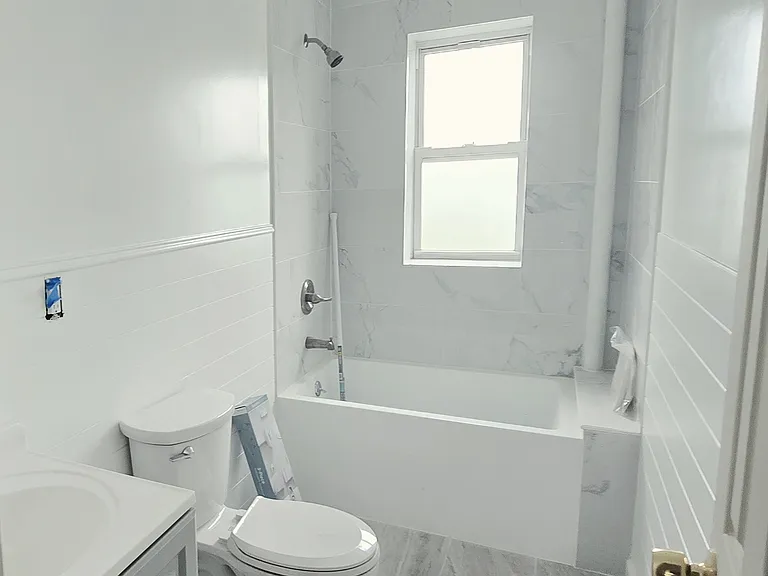 369 Warburton Ave #3A — Photo 6