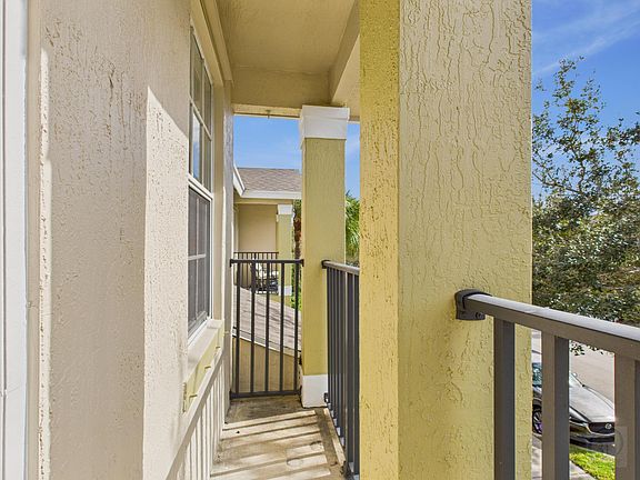 3rd image of 2139 SE Jamieson Drive