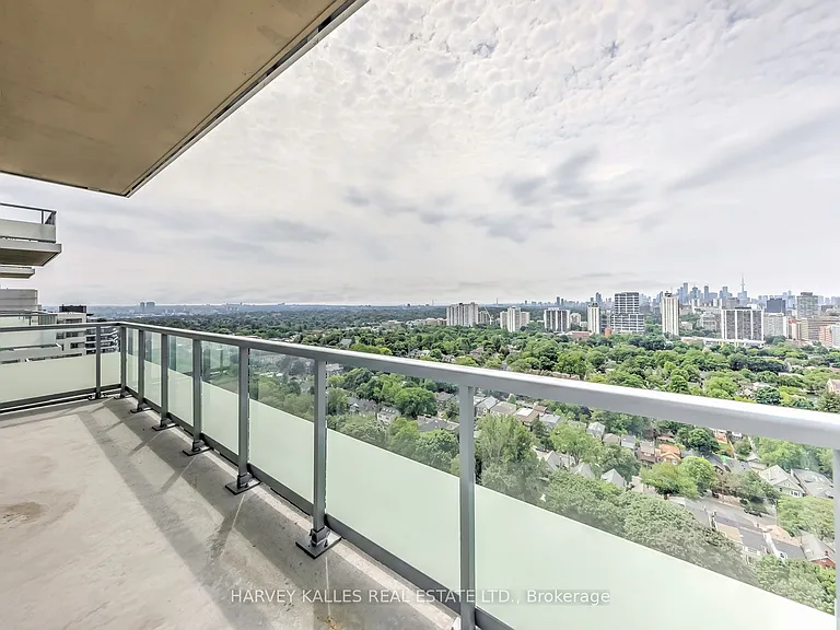 25 Holly St #LPH09 — Photo 28