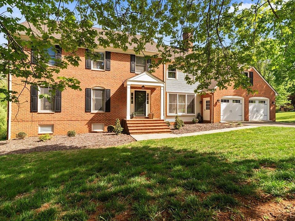 1st image of 1803 Royal Oak Dr