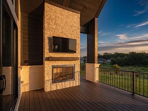 Breckenridge - outdoor fireplace
