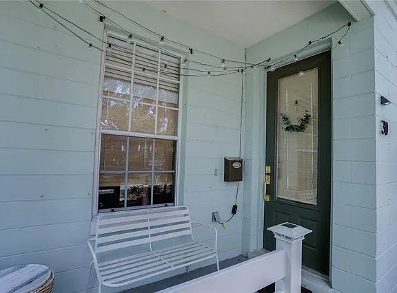 4th image of 30 N Lawsona Blvd #30