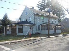 2nd image of 2-4 Oakdale Pl
