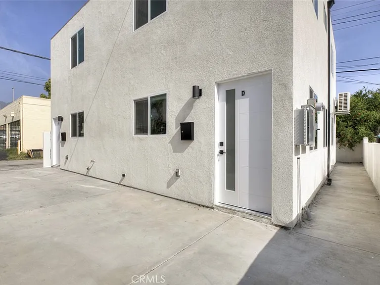 1070 Allen Ave #D — Photo 1