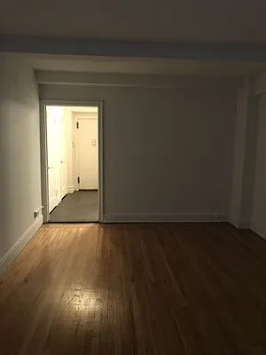 Rented by Carlyle Property Management | media 19