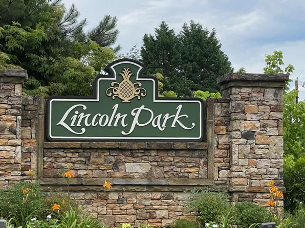 306 Paces Ct, Winder, GA 30680