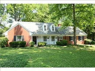 226 Williams Dr photo 1