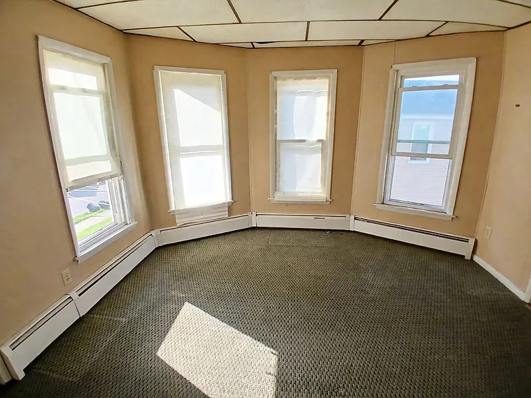 146 W Dorrance St #2F — Photo 2
