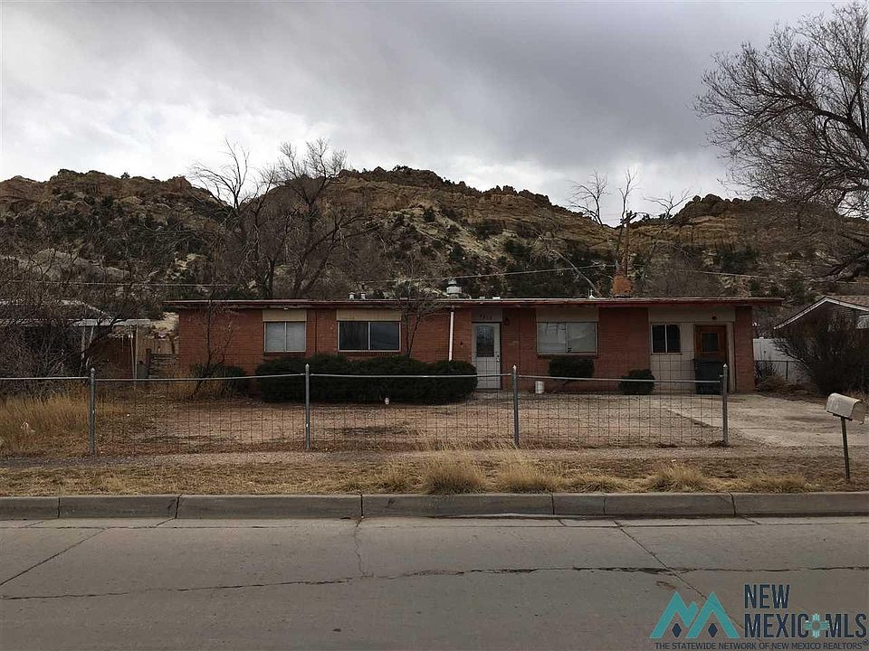 1st image of 3412 E Ciniza Dr