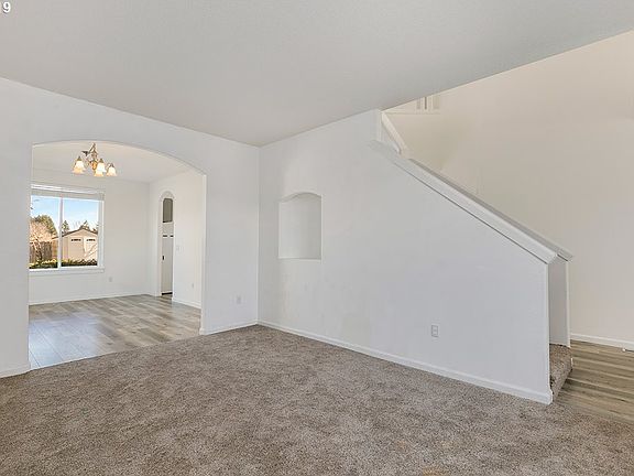 2nd image of 10311 NE 100th Ave
