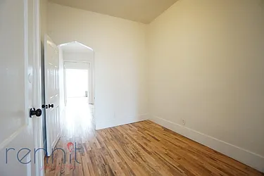 Rented by Rennit Inc.