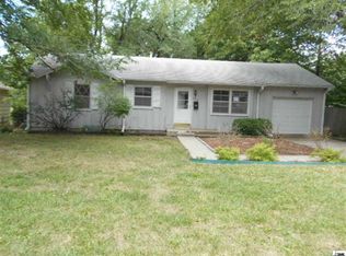 8918 Switzer Rd, Overland Park, KS 66214