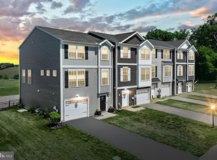 14 Hudson Blvd, Red Lion, PA 17356