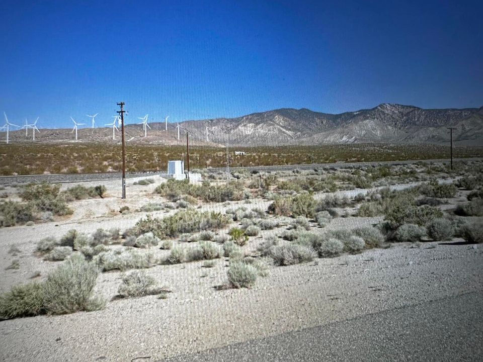 2nd image of Avenue 8