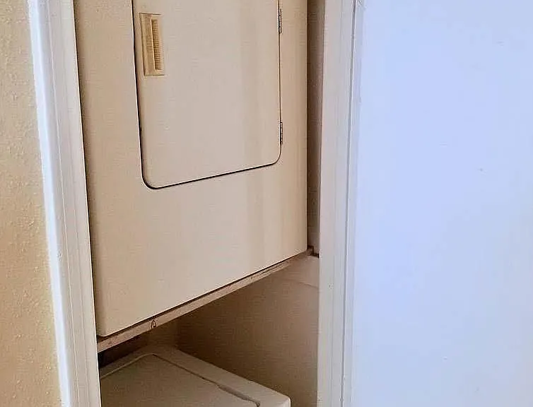 2750 Holly Hall St #512 — Photo 8