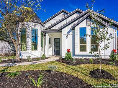 2747 E Commerce St, San Antonio, TX, 78202
