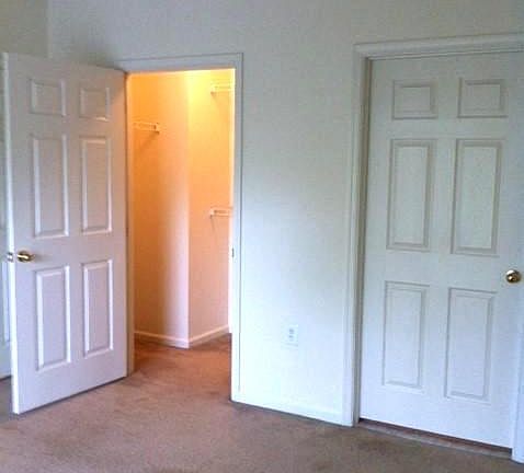 5th image of 6990 Falls Reach Dr APT 304