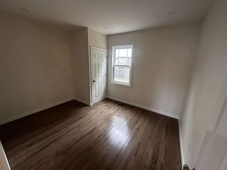 449 Cedar Grove St — Photo 6