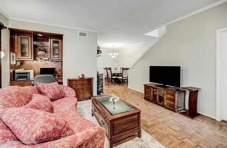 1236 Jackson Blvd — Photo 4