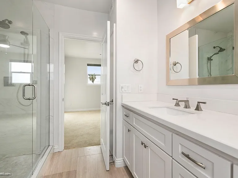 1627 Hornblend St — Photo 15