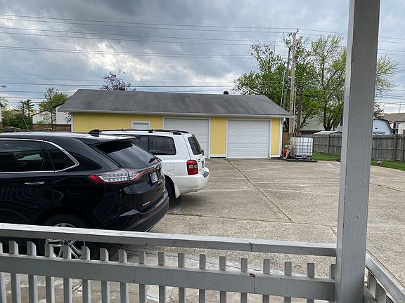 4th image of 8126 Topaz Dr