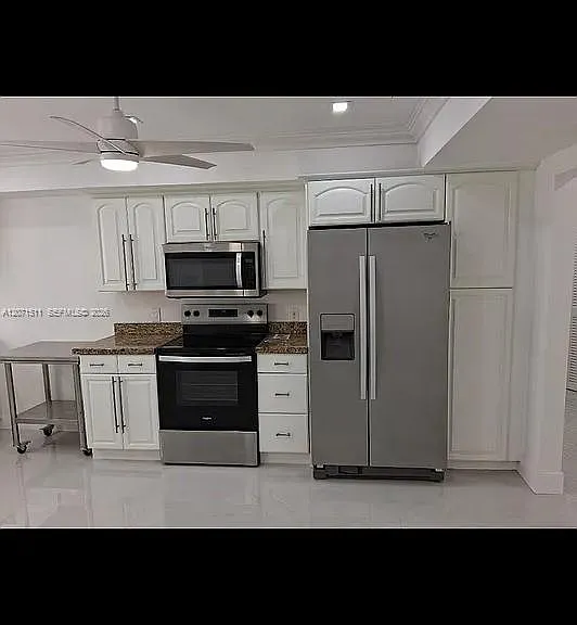 12251 SW 82nd Ave #0 — Photo 15