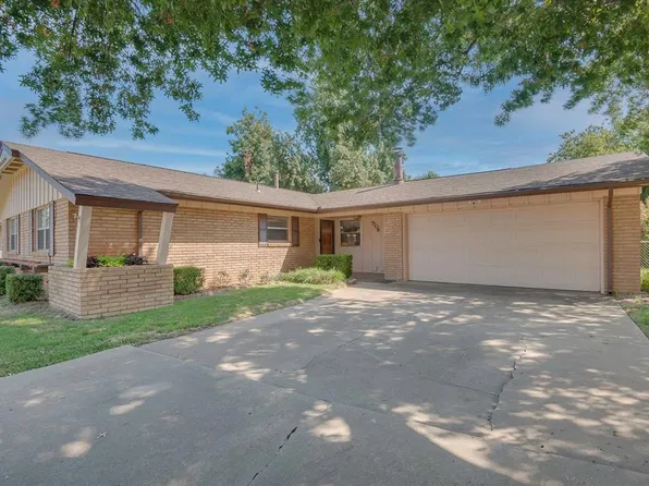 7708 NW 28th Ter, Bethany, OK 73008