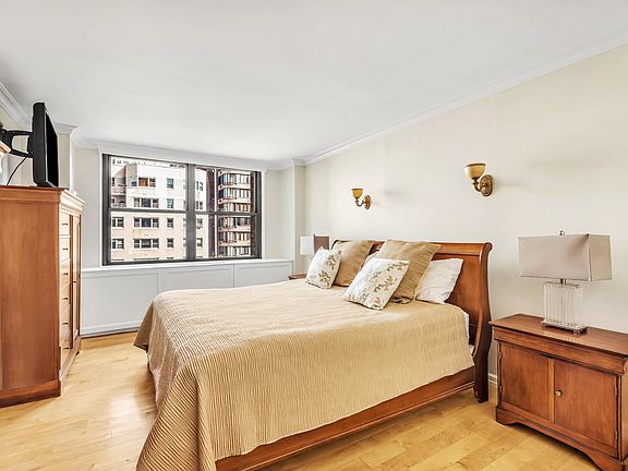 4th image of 444 E 86th St APT 14H